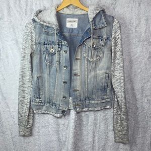 36. Eightytwo Jean jacket size S